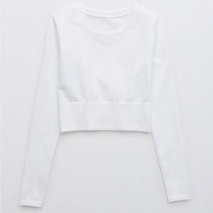 Aerie Sidewalk Seamless Long Sleeve Cropped T- Shirt